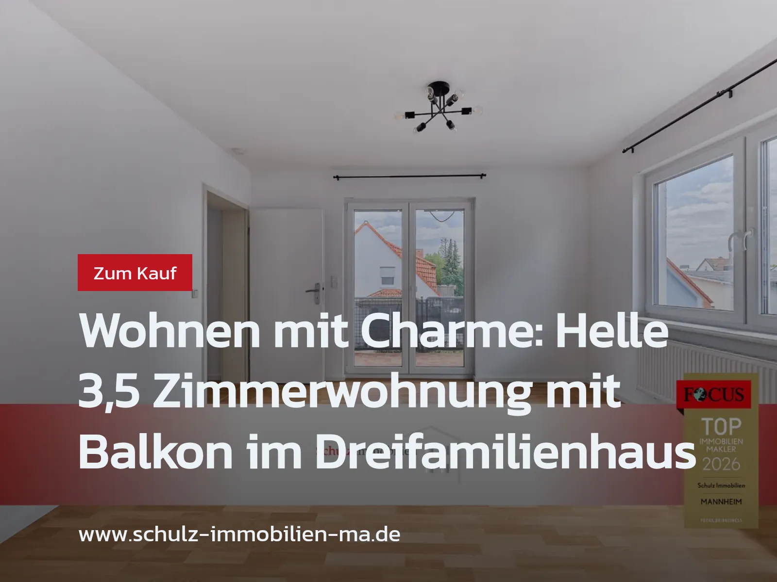 Neu im Angebot: Wohnen mit Charme: Helle 3,5 Zimmerwohnung mit Balkon im Dreifamilienhaus