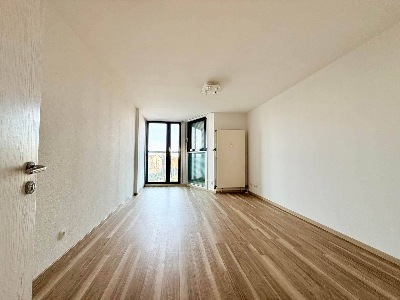 Lichtdurchflutete 5 ZKB-Dachterrassenwohnung in MA-Neckarau - Foto 4